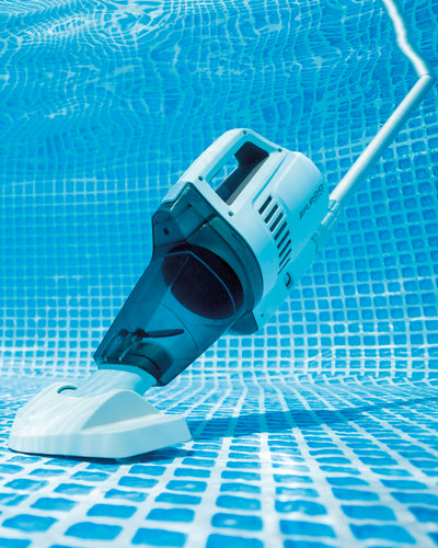 POOL AND SPA VACUUM ZR200