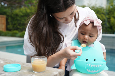 SILICONE SHARK BIB