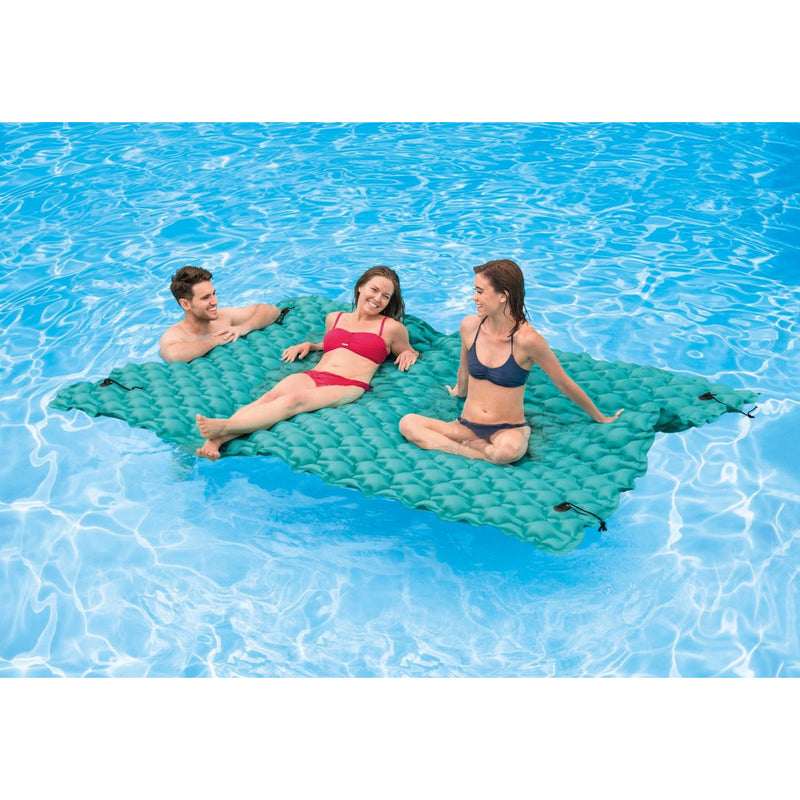 GIANT FLOATING MAT